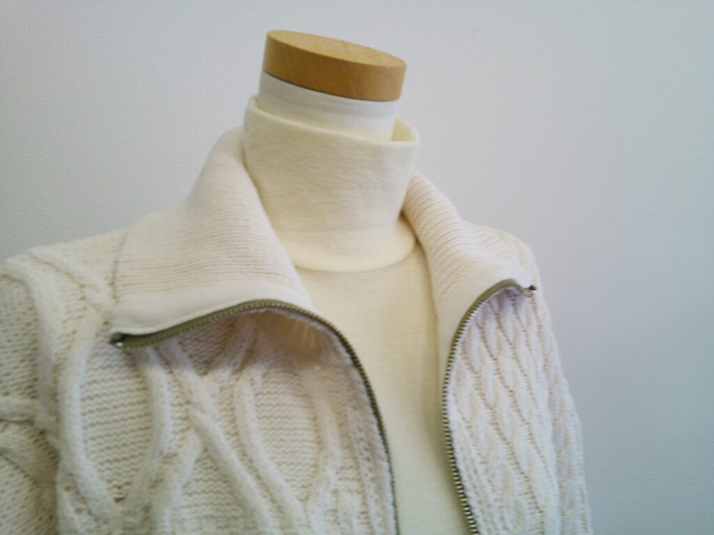 ウールのカットソー