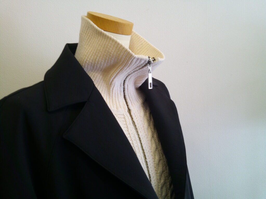 ナイロンストレッチコート